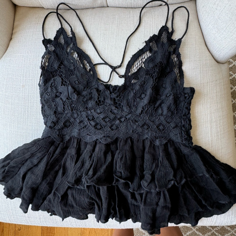 FREE PEOPLE WOMEN'S ADELLA CAMI LACE RUFFLED TANK TOP